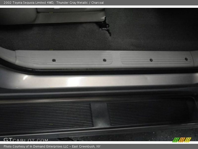 Thunder Gray Metallic / Charcoal 2002 Toyota Sequoia Limited 4WD