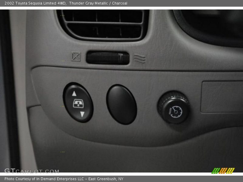 Thunder Gray Metallic / Charcoal 2002 Toyota Sequoia Limited 4WD