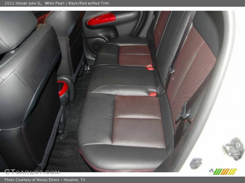 White Pearl / Black/Red w/Red Trim 2011 Nissan Juke SL