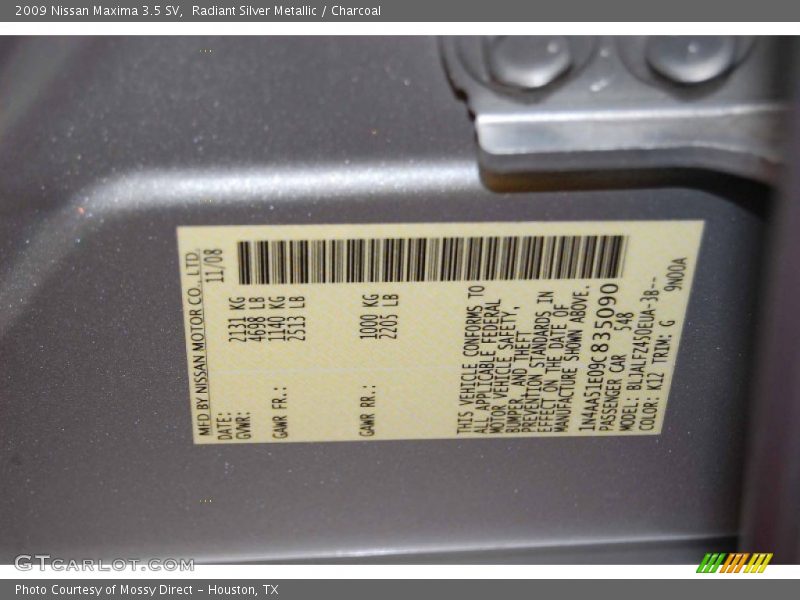 Radiant Silver Metallic / Charcoal 2009 Nissan Maxima 3.5 SV