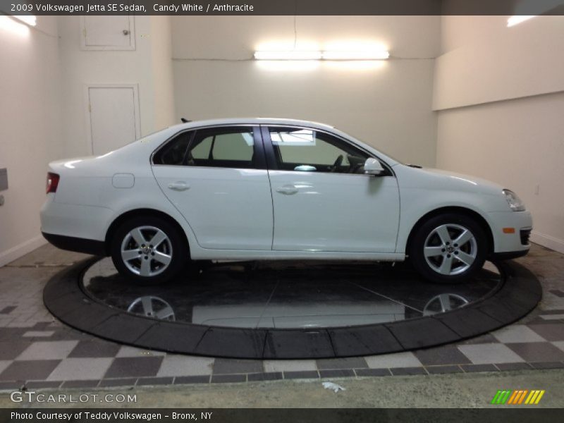 Candy White / Anthracite 2009 Volkswagen Jetta SE Sedan