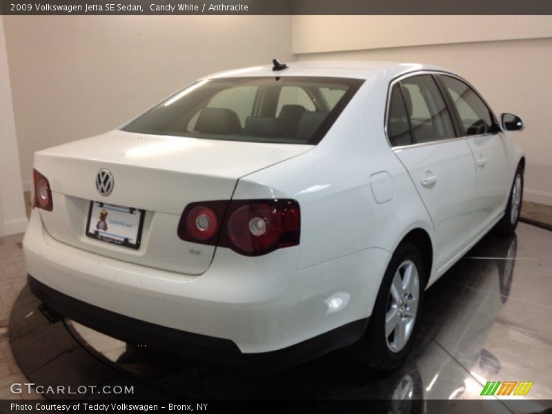 Candy White / Anthracite 2009 Volkswagen Jetta SE Sedan