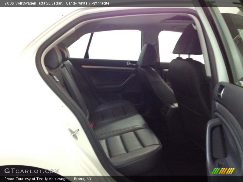 Candy White / Anthracite 2009 Volkswagen Jetta SE Sedan