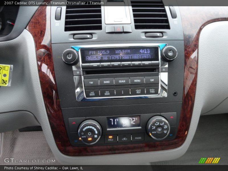 Titanium ChromaFlair / Titanium 2007 Cadillac DTS Luxury