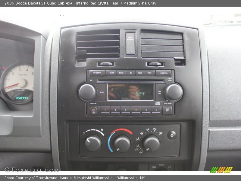 Inferno Red Crystal Pearl / Medium Slate Gray 2006 Dodge Dakota ST Quad Cab 4x4
