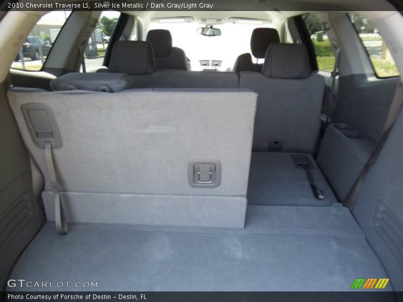 Silver Ice Metallic / Dark Gray/Light Gray 2010 Chevrolet Traverse LS