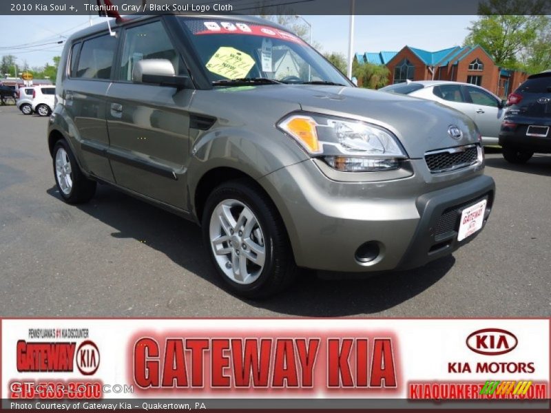 Titanium Gray / Black Soul Logo Cloth 2010 Kia Soul +
