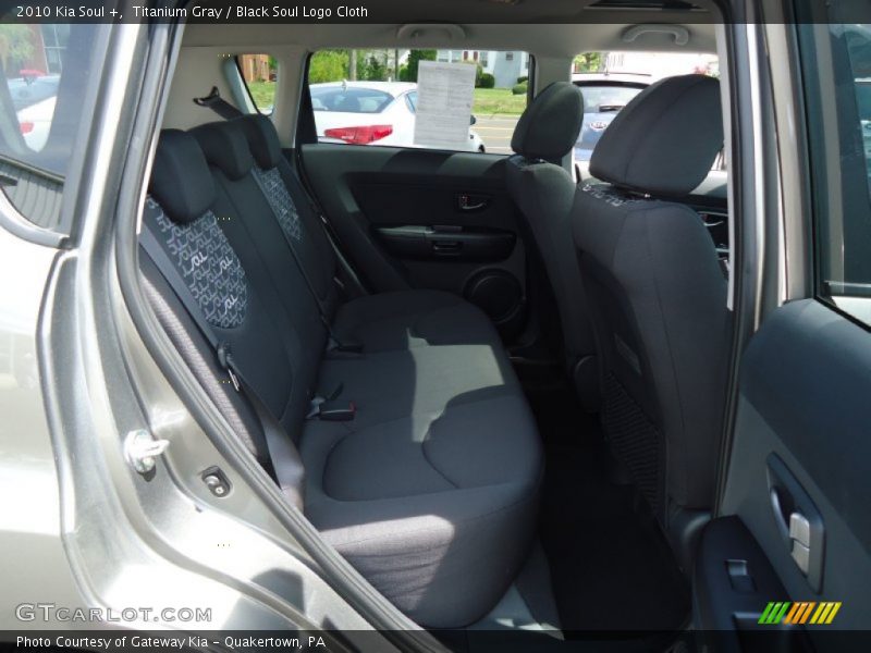 Titanium Gray / Black Soul Logo Cloth 2010 Kia Soul +