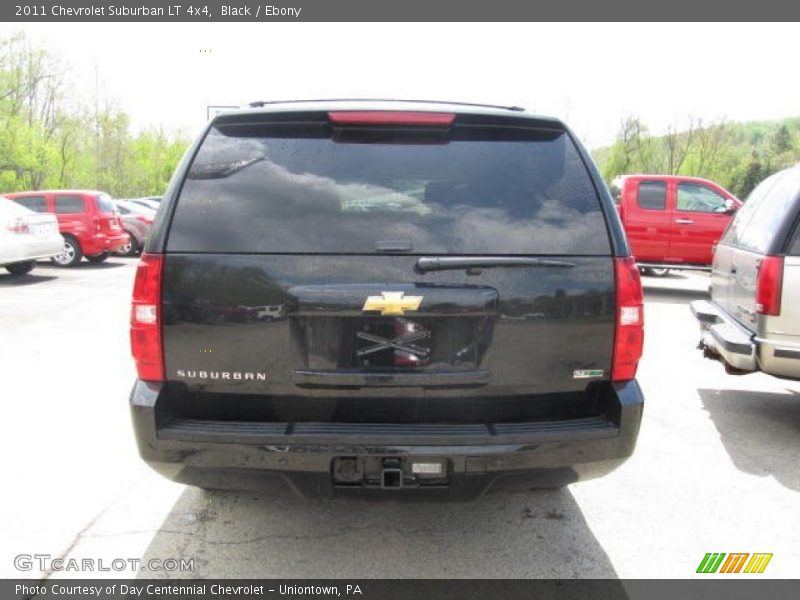Black / Ebony 2011 Chevrolet Suburban LT 4x4