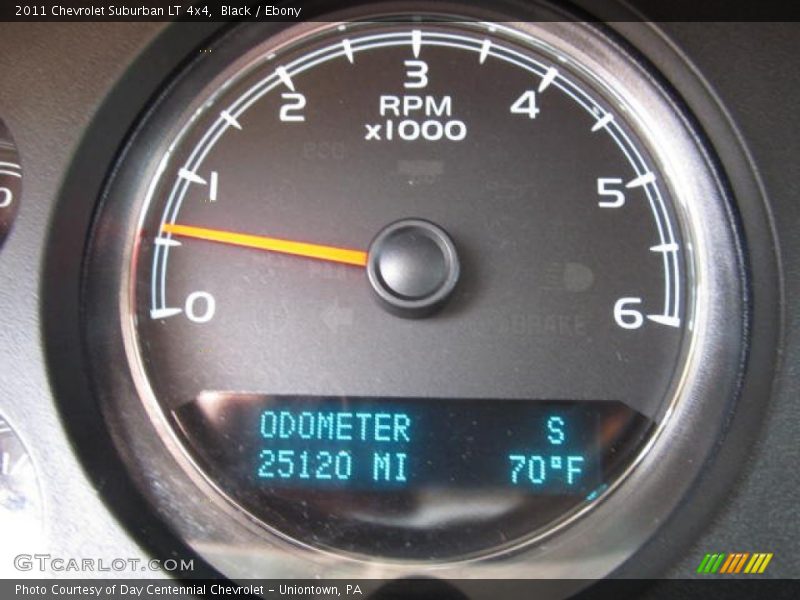 Black / Ebony 2011 Chevrolet Suburban LT 4x4