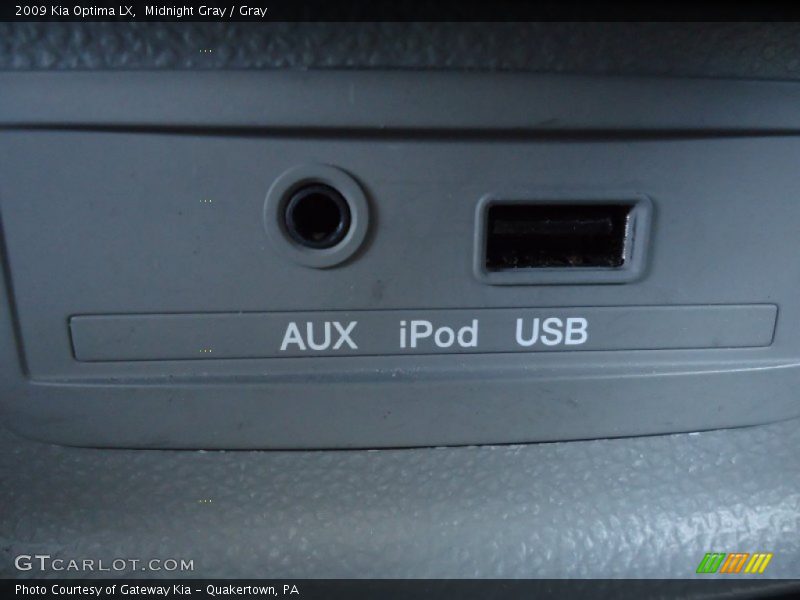 Midnight Gray / Gray 2009 Kia Optima LX