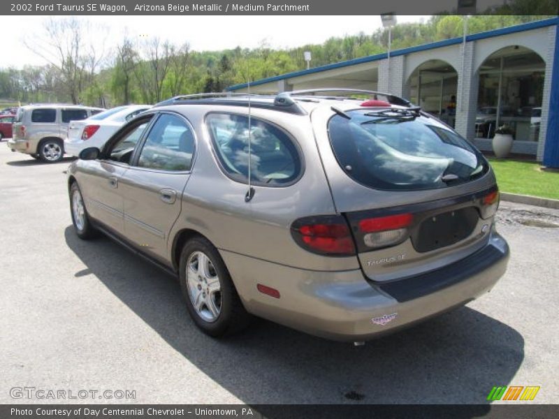 Arizona Beige Metallic / Medium Parchment 2002 Ford Taurus SE Wagon