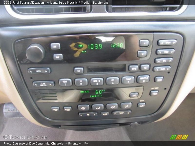 Arizona Beige Metallic / Medium Parchment 2002 Ford Taurus SE Wagon