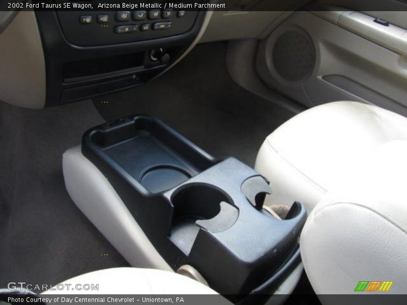 Arizona Beige Metallic / Medium Parchment 2002 Ford Taurus SE Wagon