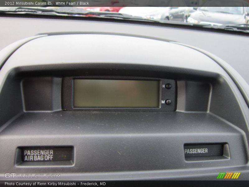 White Pearl / Black 2012 Mitsubishi Galant ES