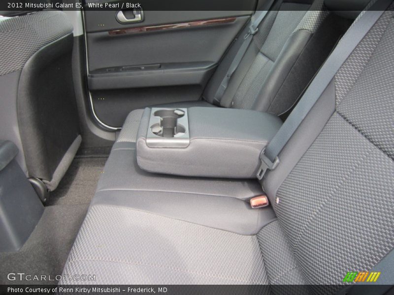 White Pearl / Black 2012 Mitsubishi Galant ES