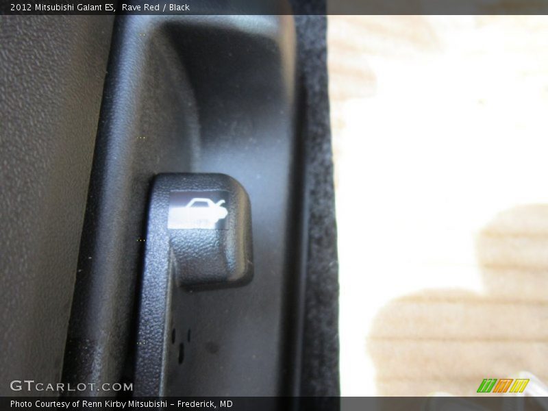 Rave Red / Black 2012 Mitsubishi Galant ES