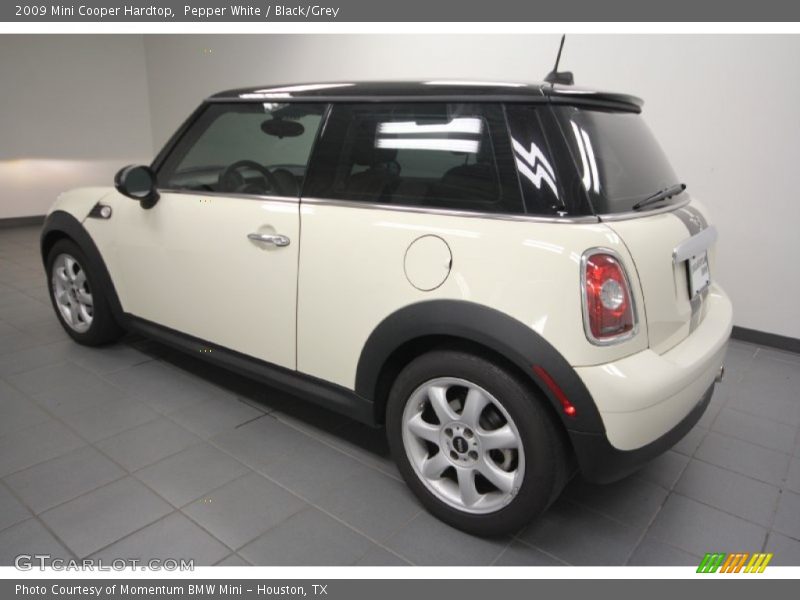 Pepper White / Black/Grey 2009 Mini Cooper Hardtop