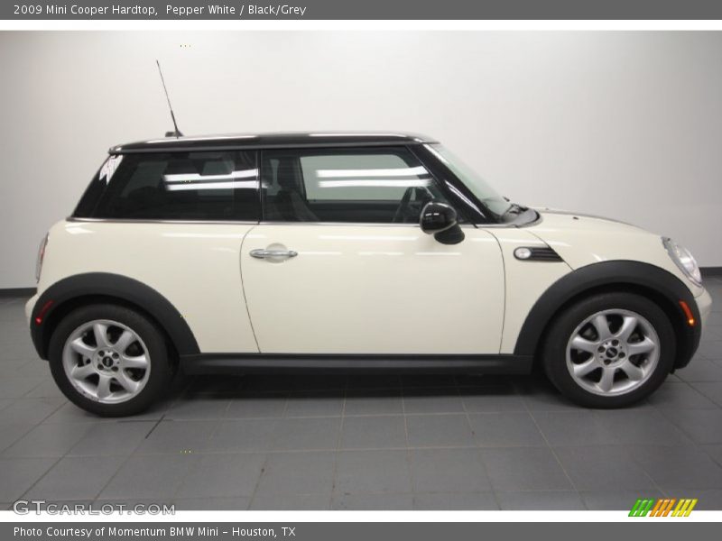 Pepper White / Black/Grey 2009 Mini Cooper Hardtop