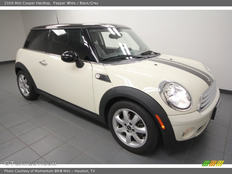Pepper White / Black/Grey 2009 Mini Cooper Hardtop