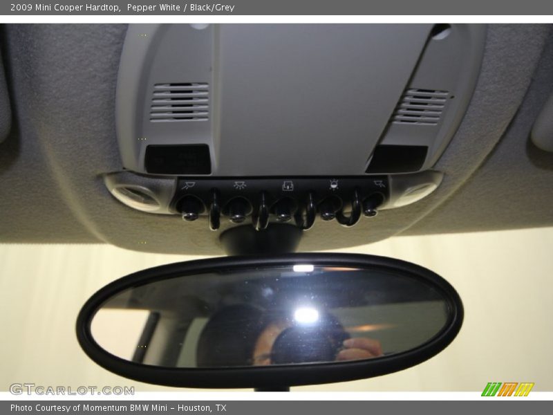 Pepper White / Black/Grey 2009 Mini Cooper Hardtop