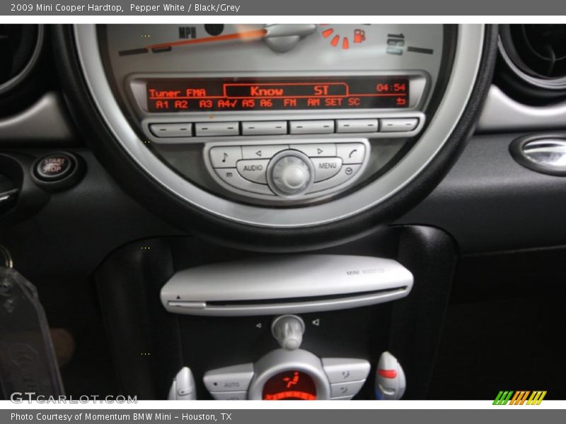 Pepper White / Black/Grey 2009 Mini Cooper Hardtop