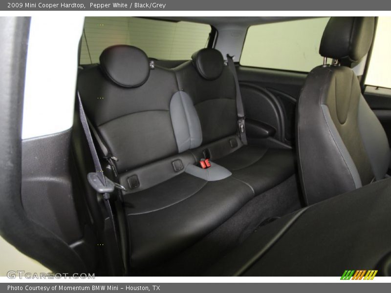 Pepper White / Black/Grey 2009 Mini Cooper Hardtop