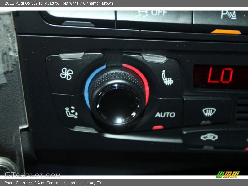 Ibis White / Cinnamon Brown 2012 Audi Q5 3.2 FSI quattro