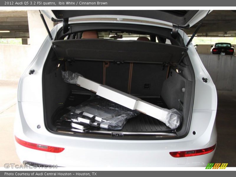 Ibis White / Cinnamon Brown 2012 Audi Q5 3.2 FSI quattro