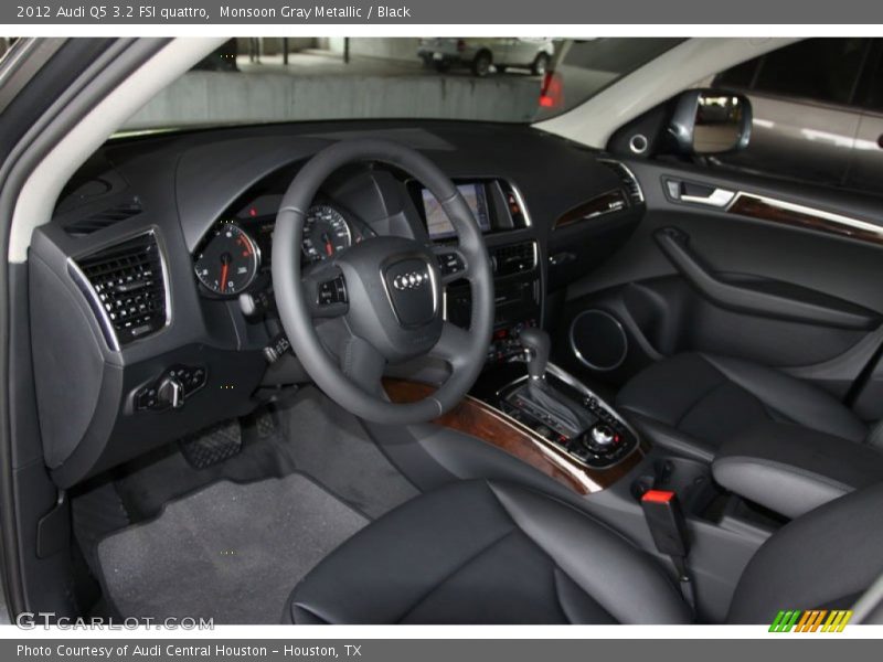 Monsoon Gray Metallic / Black 2012 Audi Q5 3.2 FSI quattro