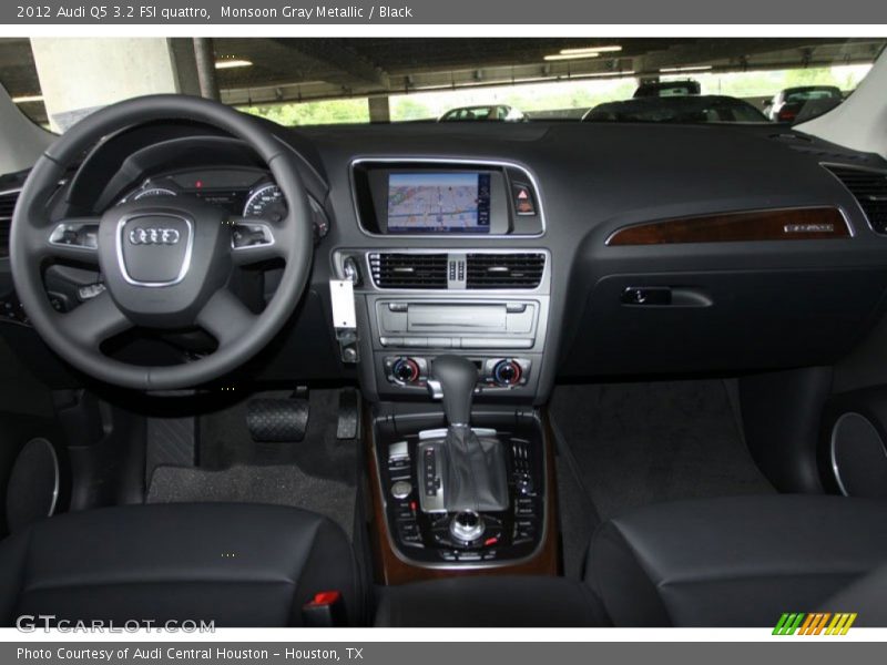 Monsoon Gray Metallic / Black 2012 Audi Q5 3.2 FSI quattro