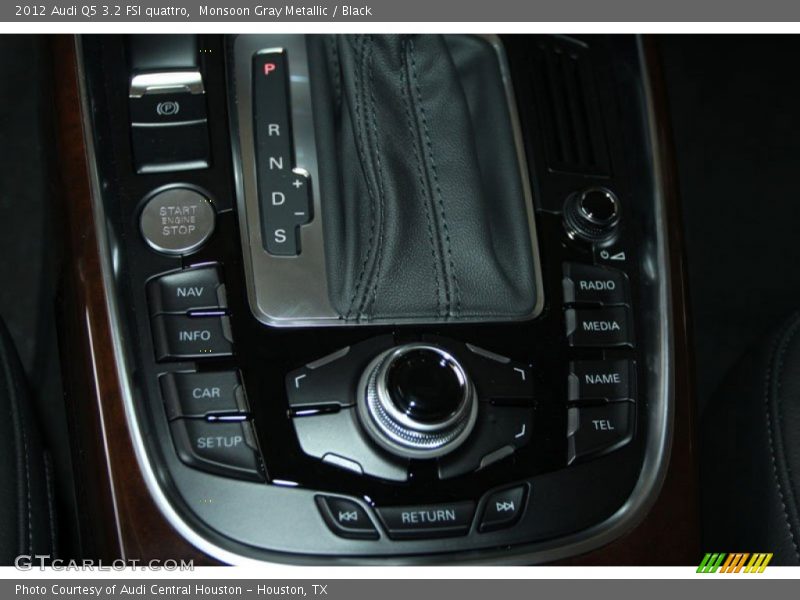 Monsoon Gray Metallic / Black 2012 Audi Q5 3.2 FSI quattro