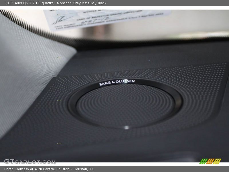 Monsoon Gray Metallic / Black 2012 Audi Q5 3.2 FSI quattro