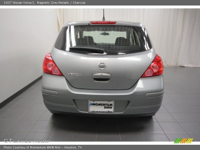 Magnetic Grey Metallic / Charcoal 2007 Nissan Versa S