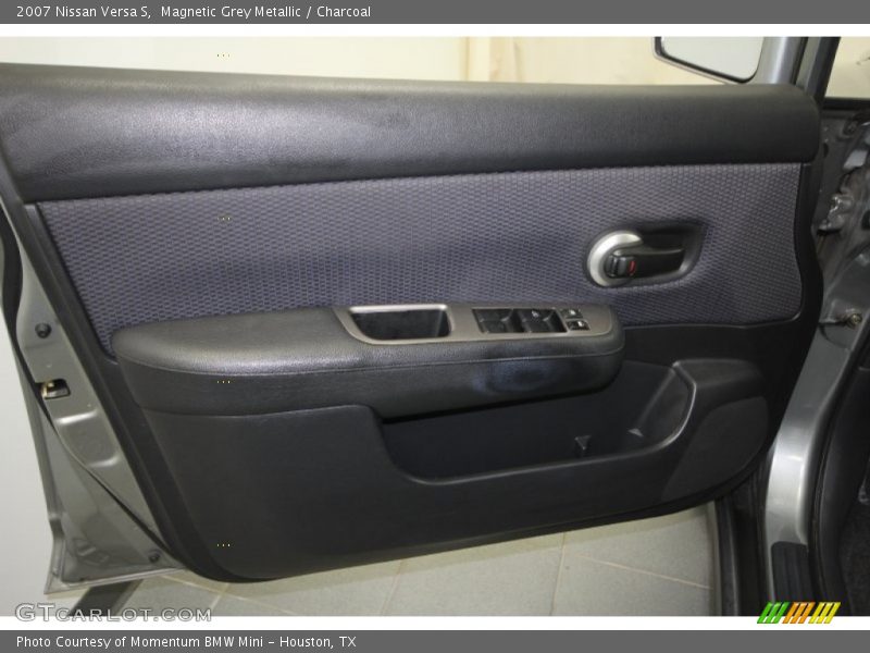 Magnetic Grey Metallic / Charcoal 2007 Nissan Versa S