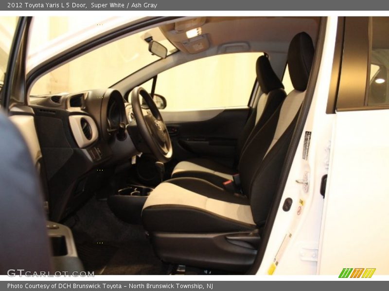 Super White / Ash Gray 2012 Toyota Yaris L 5 Door