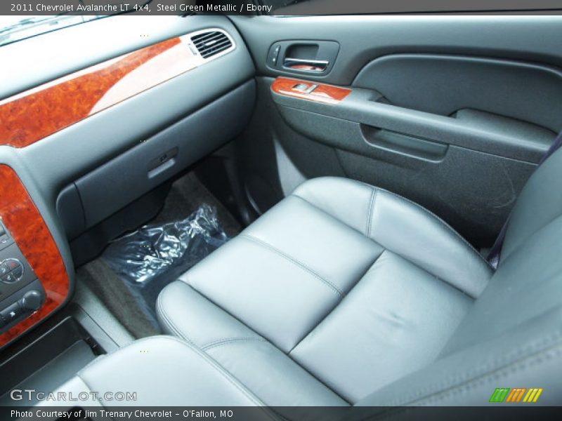 Steel Green Metallic / Ebony 2011 Chevrolet Avalanche LT 4x4