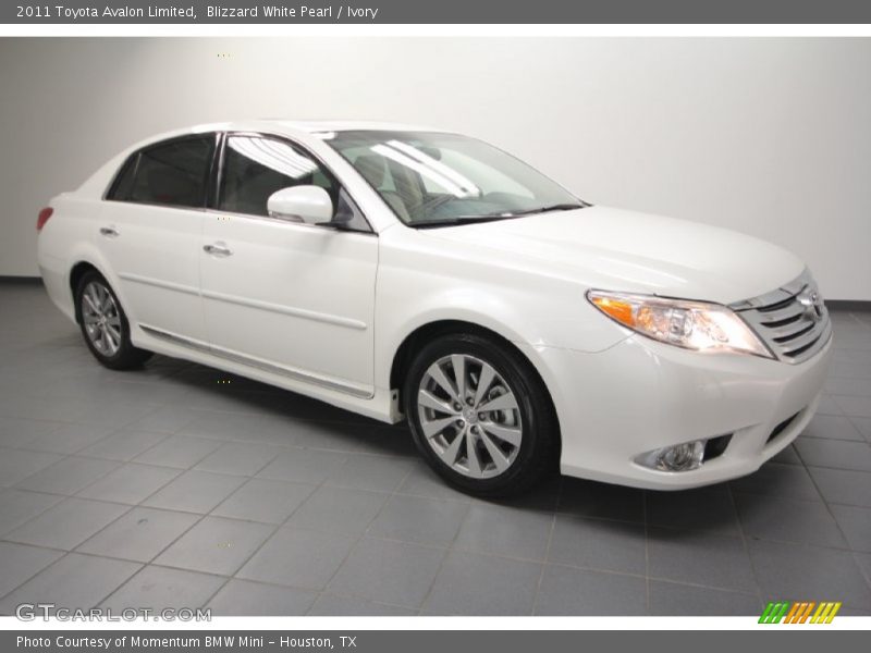 Blizzard White Pearl / Ivory 2011 Toyota Avalon Limited