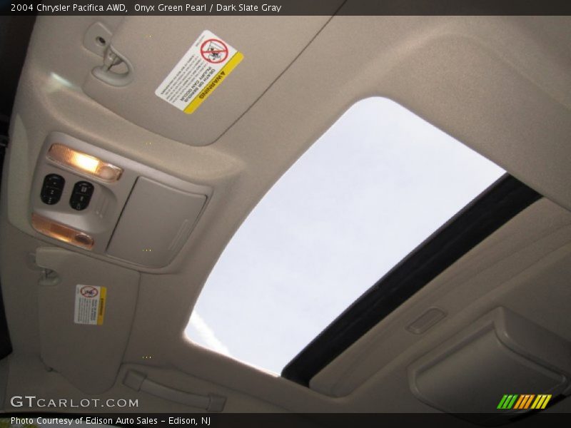 Onyx Green Pearl / Dark Slate Gray 2004 Chrysler Pacifica AWD