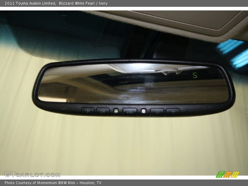 Blizzard White Pearl / Ivory 2011 Toyota Avalon Limited