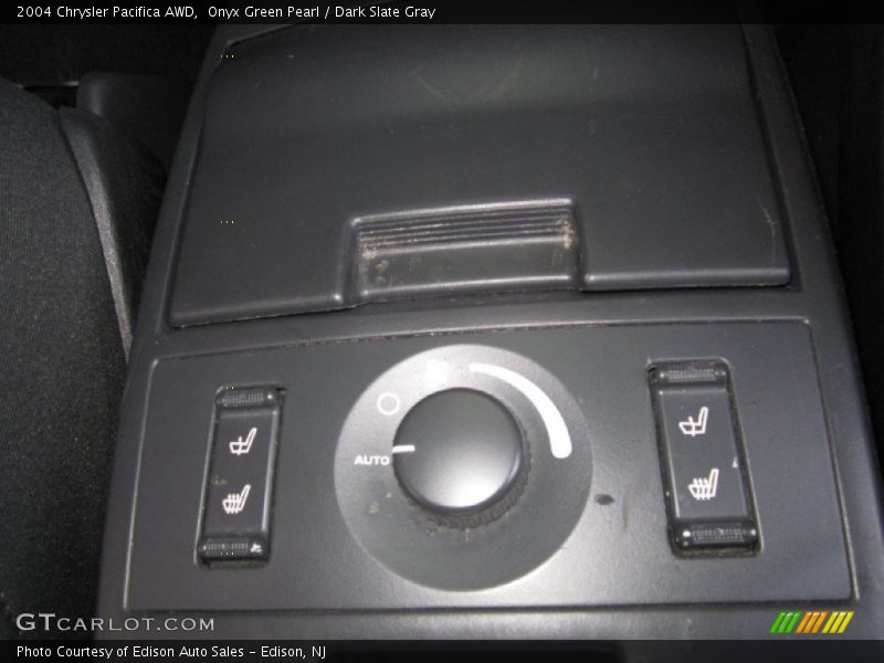 Onyx Green Pearl / Dark Slate Gray 2004 Chrysler Pacifica AWD