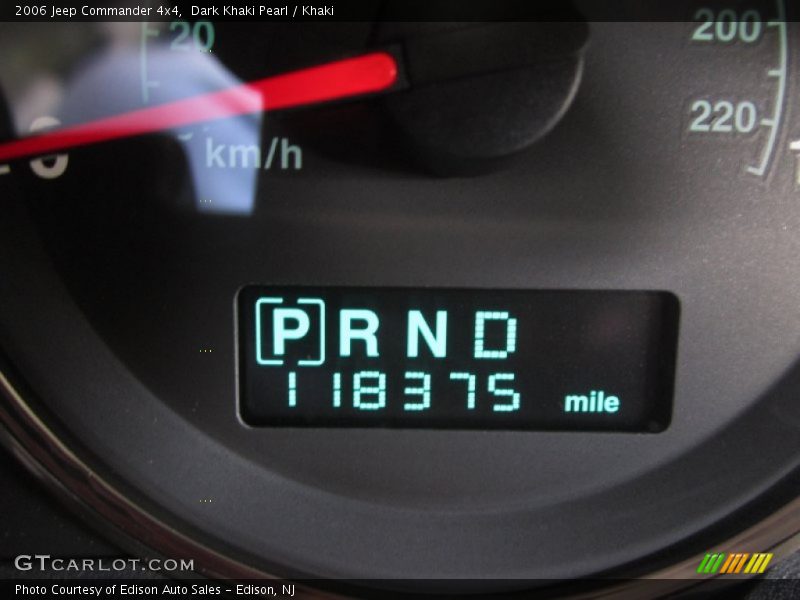 Dark Khaki Pearl / Khaki 2006 Jeep Commander 4x4