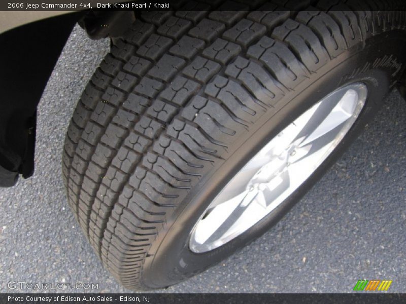 Dark Khaki Pearl / Khaki 2006 Jeep Commander 4x4
