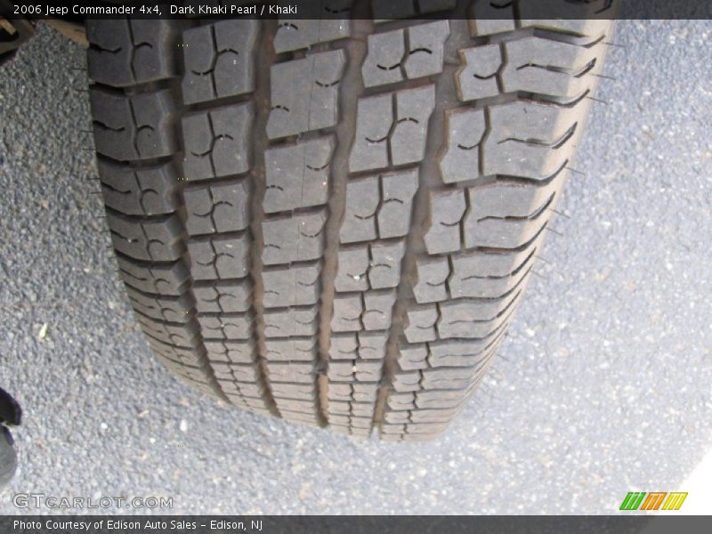 Dark Khaki Pearl / Khaki 2006 Jeep Commander 4x4