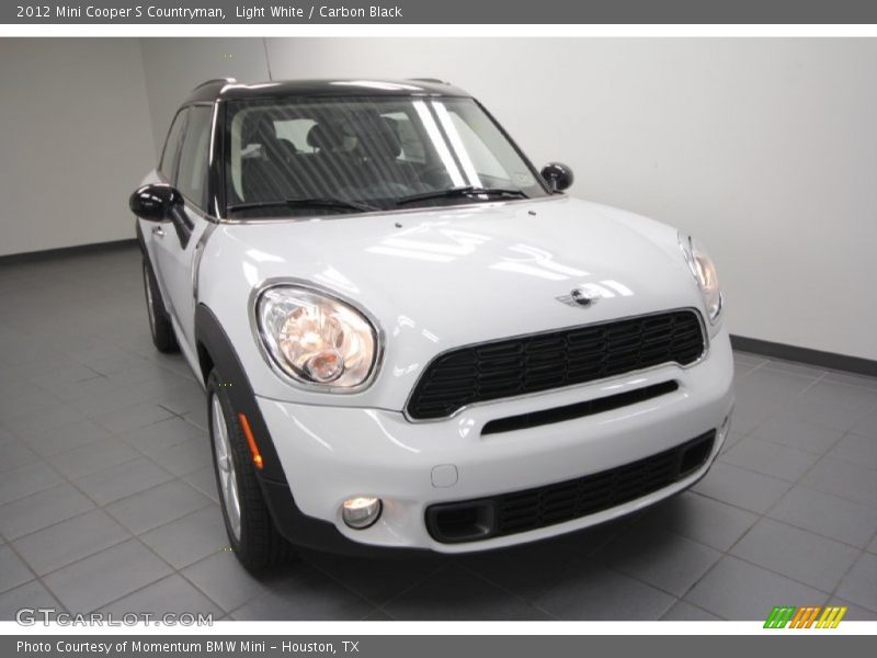 Light White / Carbon Black 2012 Mini Cooper S Countryman