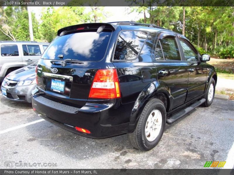 Black / Beige 2007 Kia Sorento EX