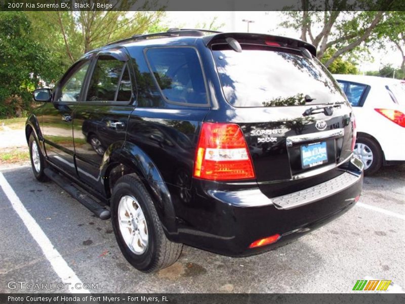 Black / Beige 2007 Kia Sorento EX