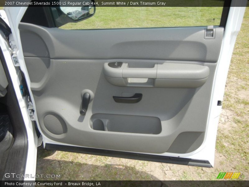 Summit White / Dark Titanium Gray 2007 Chevrolet Silverado 1500 LS Regular Cab 4x4