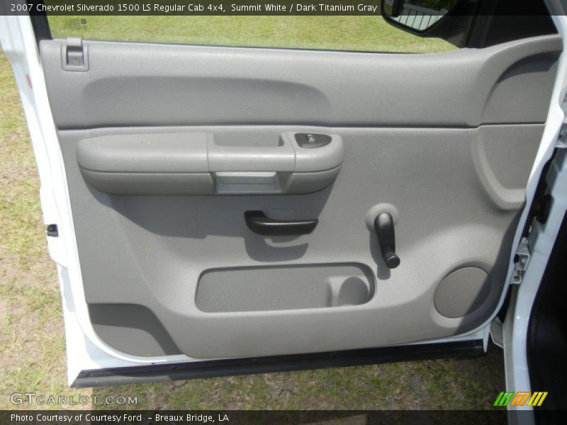 Summit White / Dark Titanium Gray 2007 Chevrolet Silverado 1500 LS Regular Cab 4x4