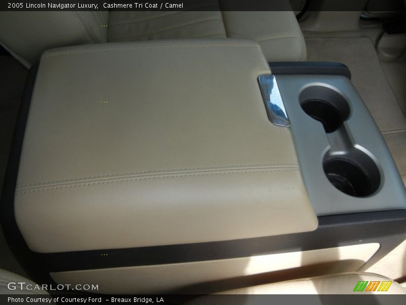 Cashmere Tri Coat / Camel 2005 Lincoln Navigator Luxury
